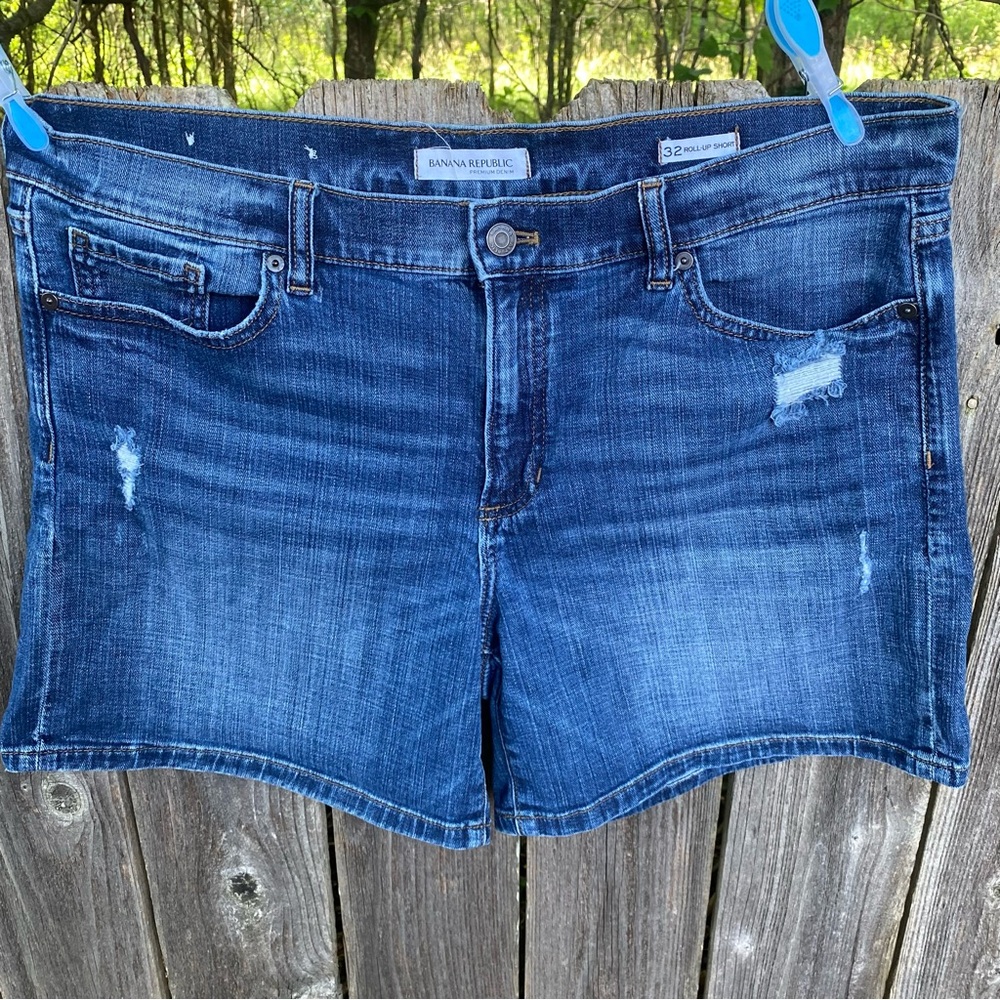 Banana Republic Blue Jean Shorts roll up Style